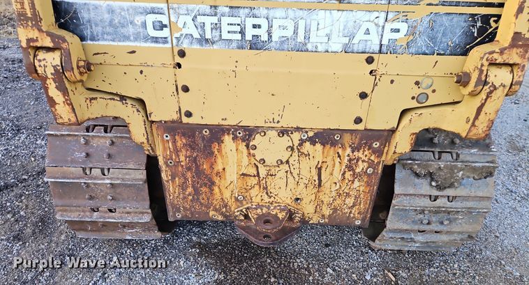 image for item DR8721 1989 Caterpillar  D4C dozer