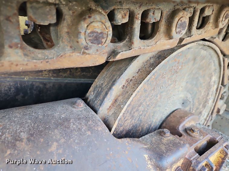 image for item DR8721 1989 Caterpillar  D4C dozer