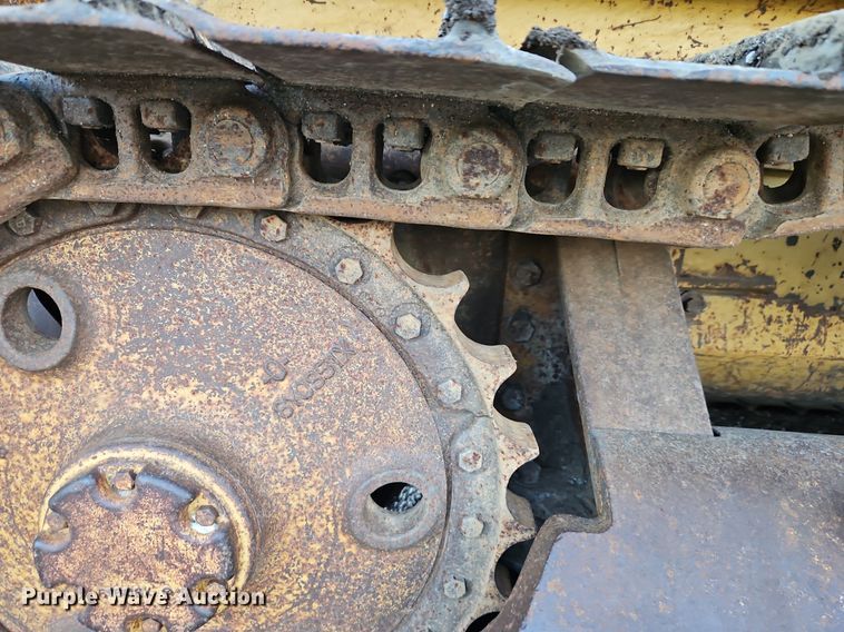 image for item DR8721 1989 Caterpillar  D4C dozer