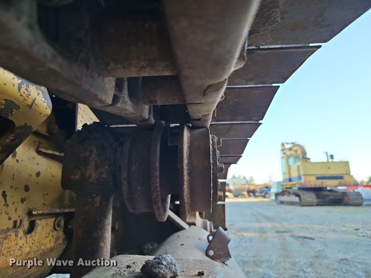 image for item DR8721 1989 Caterpillar  D4C dozer