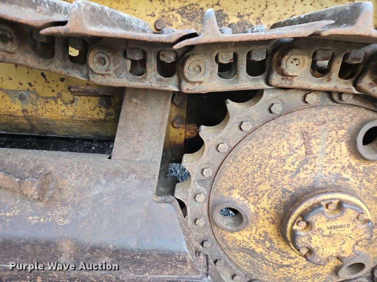 image for item DR8721 1989 Caterpillar  D4C dozer