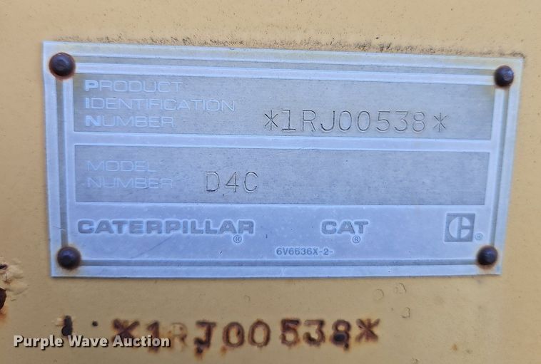 image for item DR8721 1989 Caterpillar  D4C dozer