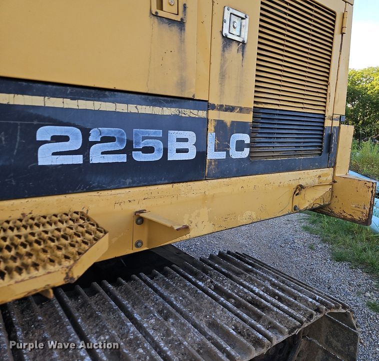 image for item DR8723 1989 Caterpillar  225B LC excavator