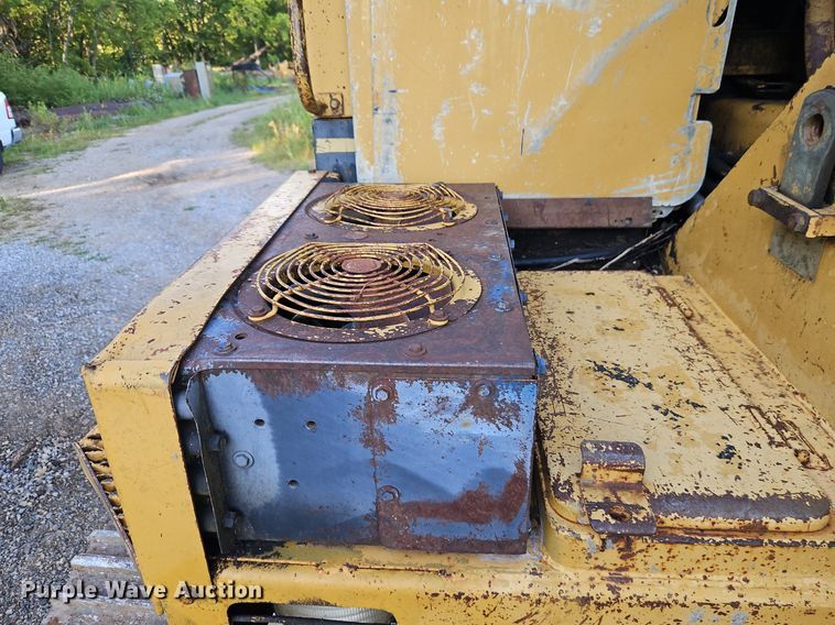 image for item DR8723 1989 Caterpillar  225B LC excavator