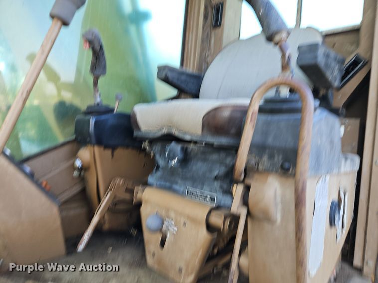 image for item DR8723 1989 Caterpillar  225B LC excavator