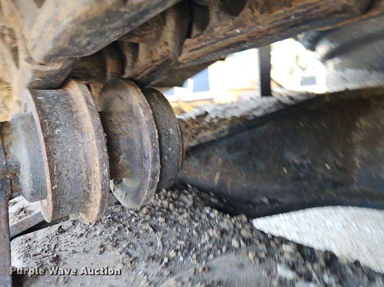 image for item DR8723 1989 Caterpillar  225B LC excavator