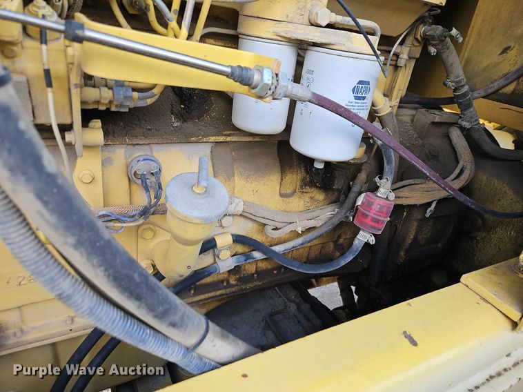 image for item DR8724 1994 Dresser 520CH wheel loader