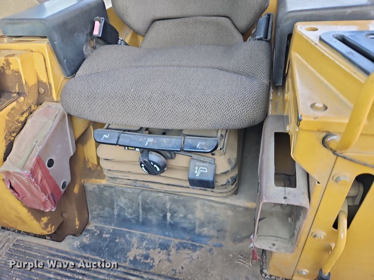 image for item DR8733 2000 Caterpillar  973 track loader