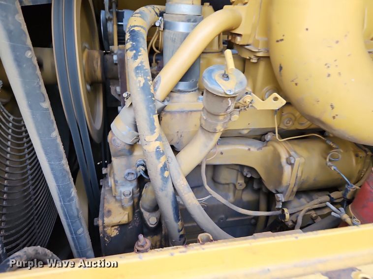 image for item DR8733 2000 Caterpillar  973 track loader