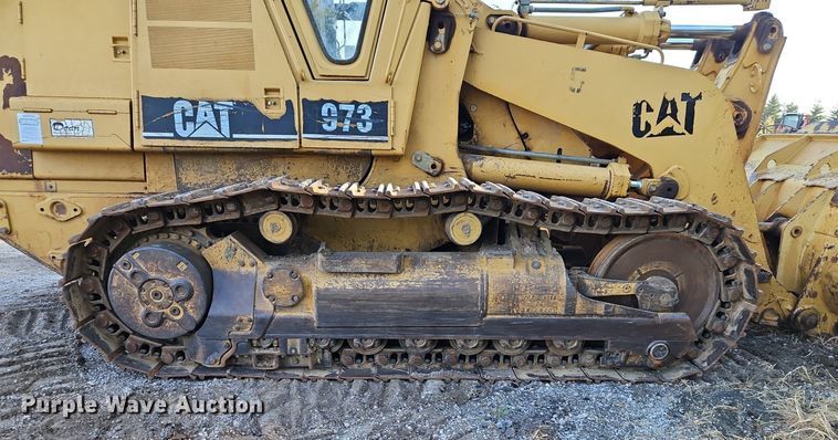 image for item DR8733 2000 Caterpillar  973 track loader