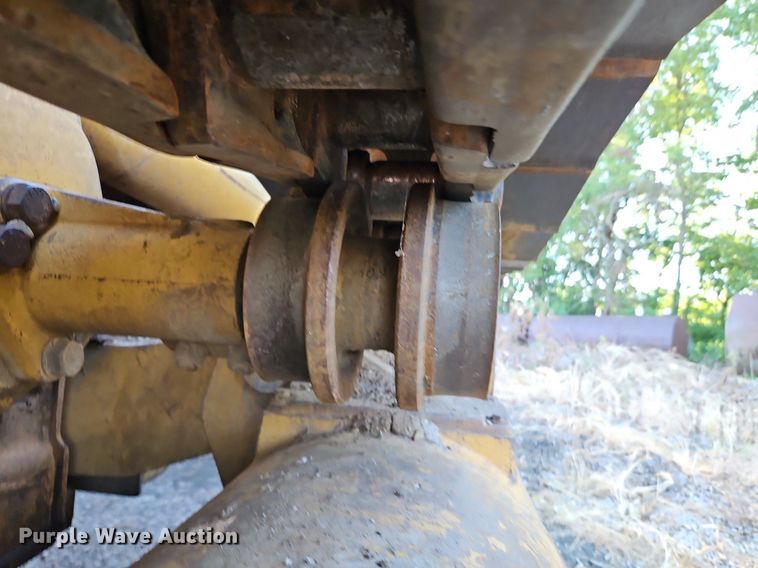 image for item DR8733 2000 Caterpillar  973 track loader