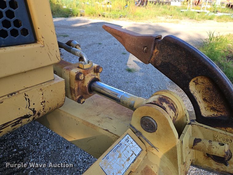 image for item DR8734 1997 Caterpillar  973 track loader