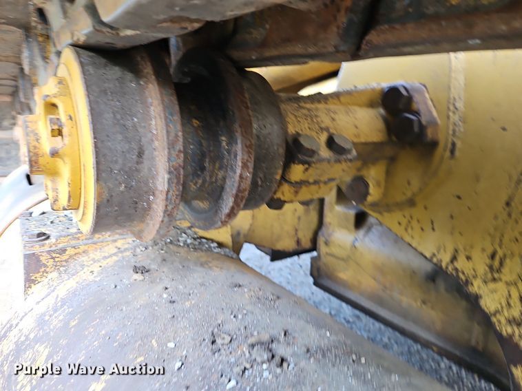 image for item DR8734 1997 Caterpillar  973 track loader