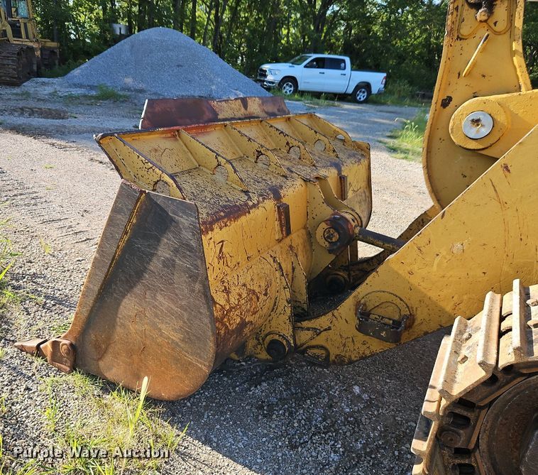 image for item DR8735 1994 Caterpillar  963 track loader