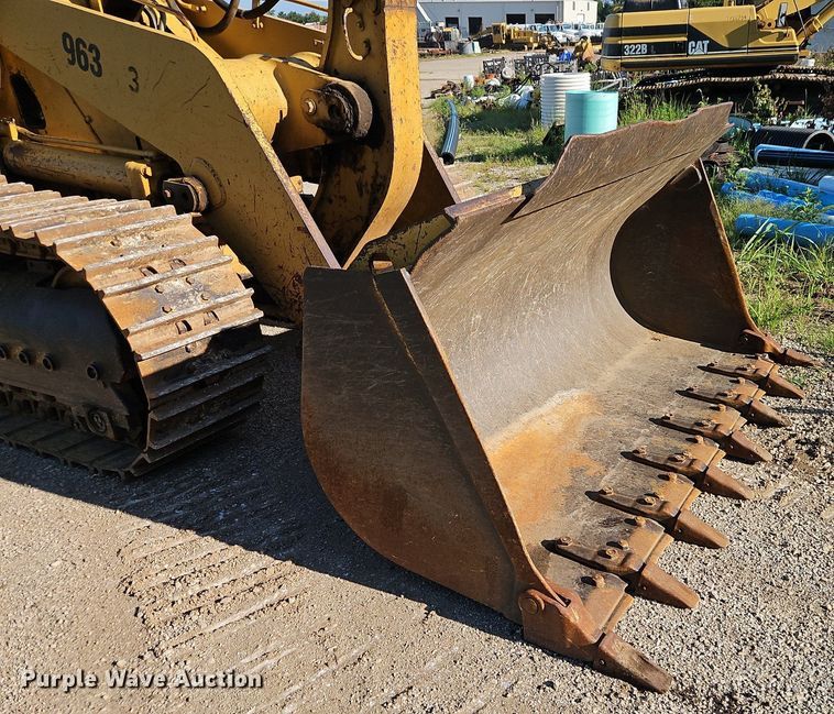 image for item DR8735 1994 Caterpillar  963 track loader