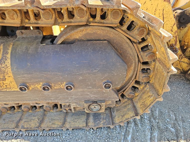 image for item DR8735 1994 Caterpillar  963 track loader