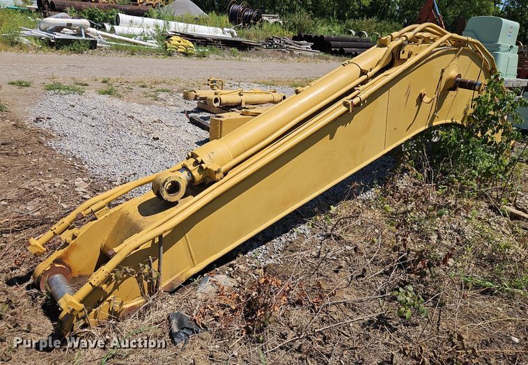 image for item DR8739 Caterpillar 322 boom