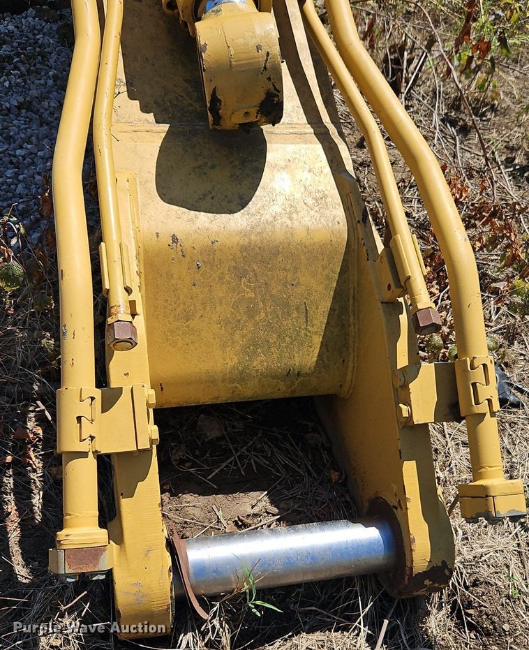 image for item DR8739 Caterpillar 322 boom
