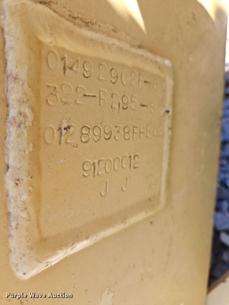 image for item DR8739 Caterpillar 322 boom