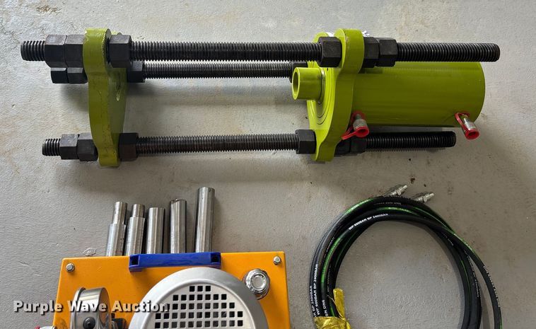 image for item DS2497 Track pin press