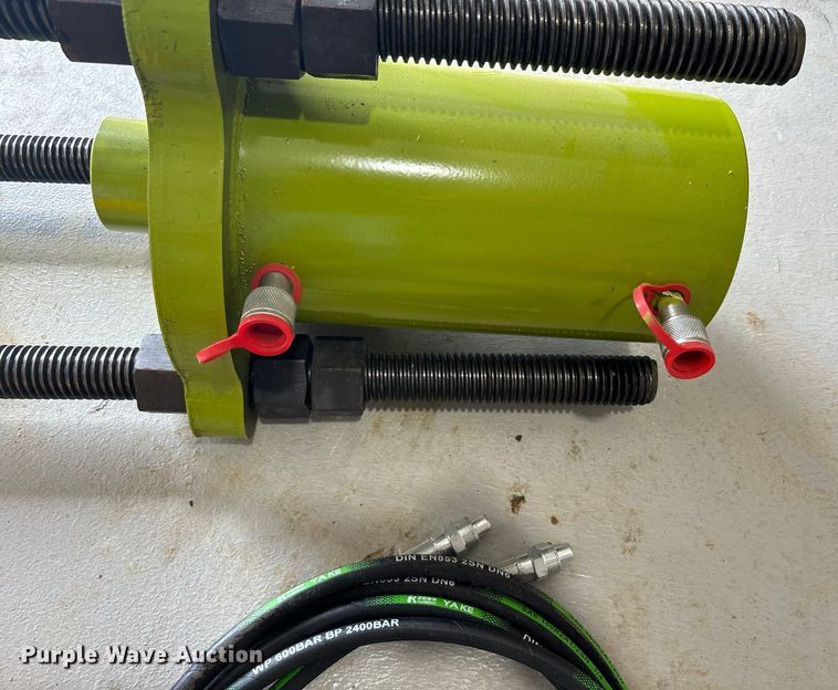 image for item DS2497 Track pin press