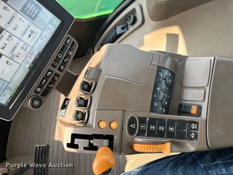 image for item DS4200 2016 John Deere 9570 RX  Scraper Special 4WD tractor