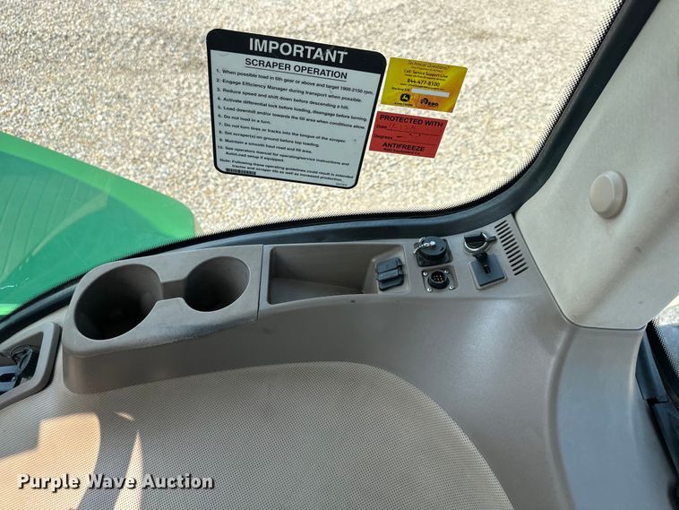 image for item DS4200 2016 John Deere 9570 RX  Scraper Special 4WD tractor