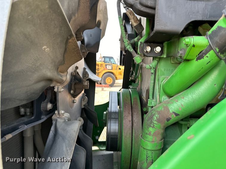 image for item DS4200 2016 John Deere 9570 RX  Scraper Special 4WD tractor