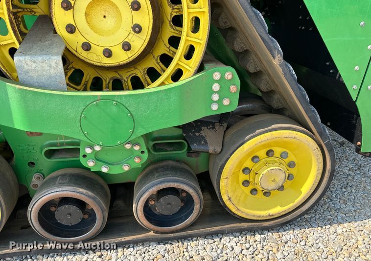 image for item DS4200 2016 John Deere 9570 RX  Scraper Special 4WD tractor