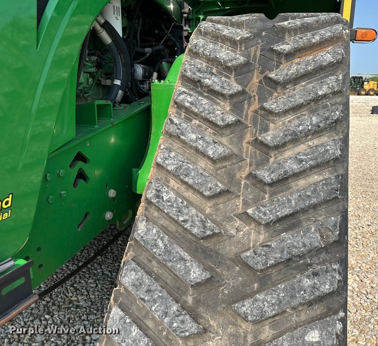 image for item DS4200 2016 John Deere 9570 RX  Scraper Special 4WD tractor