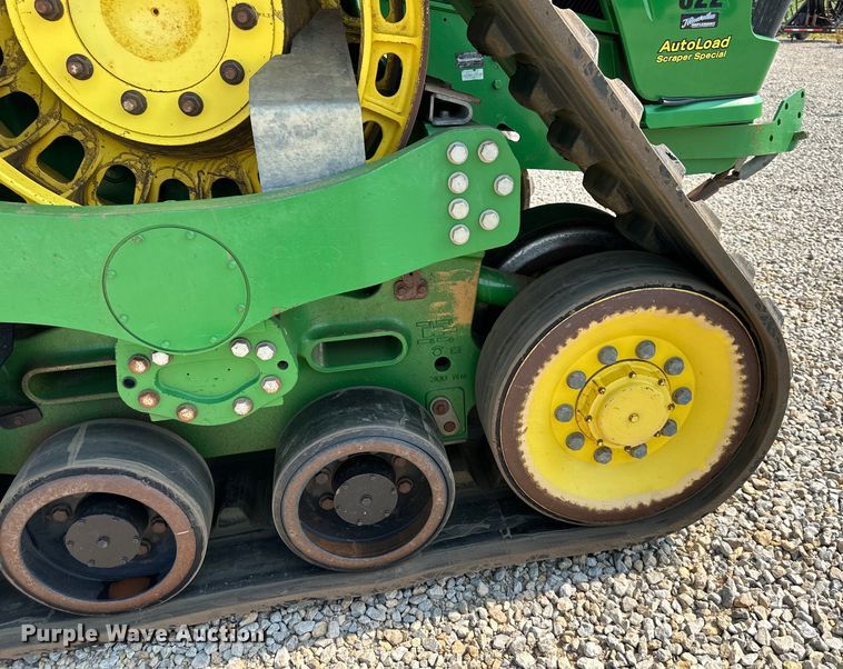 image for item DS4200 2016 John Deere 9570 RX  Scraper Special 4WD tractor