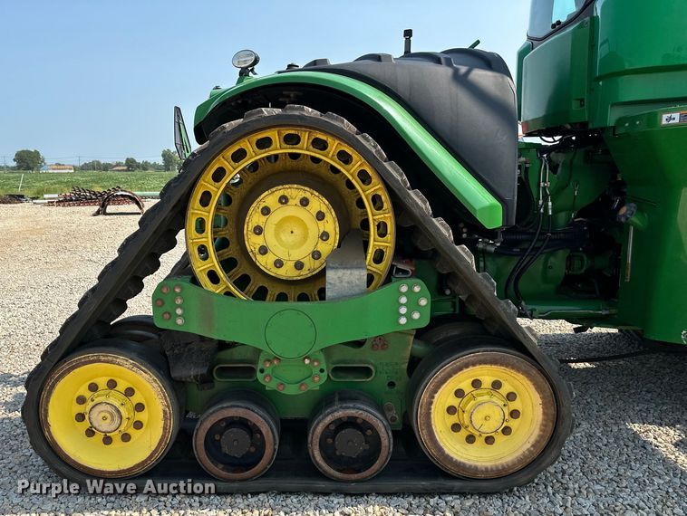 image for item DS4200 2016 John Deere 9570 RX  Scraper Special 4WD tractor