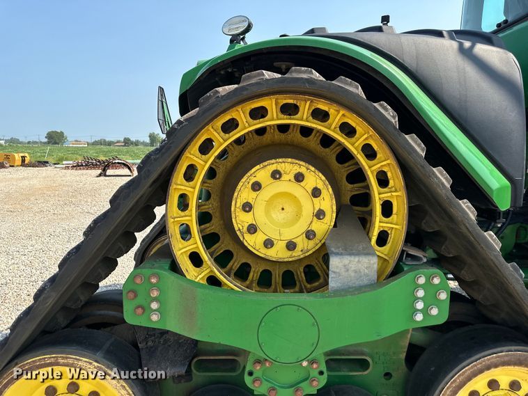 image for item DS4200 2016 John Deere 9570 RX  Scraper Special 4WD tractor