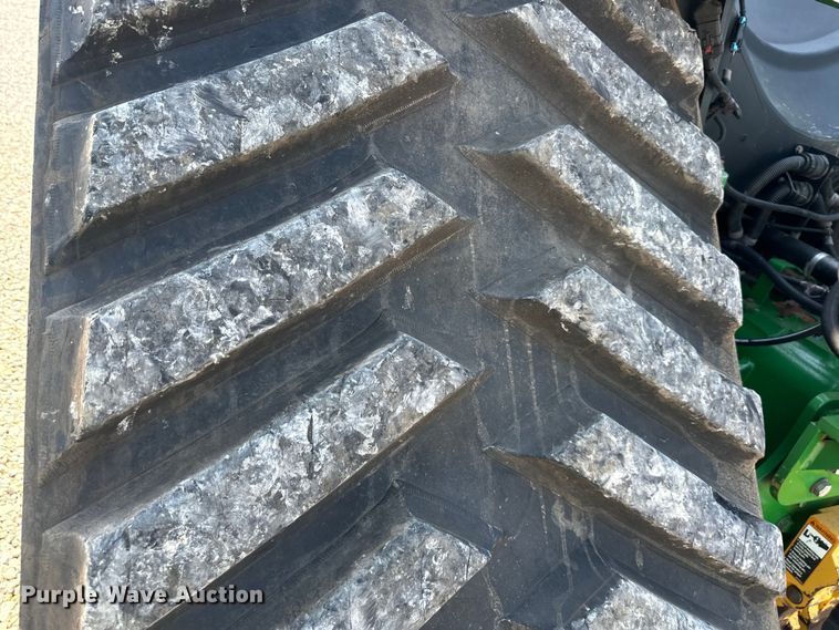 image for item DS4200 2016 John Deere 9570 RX  Scraper Special 4WD tractor