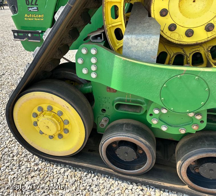 image for item DS4200 2016 John Deere 9570 RX  Scraper Special 4WD tractor