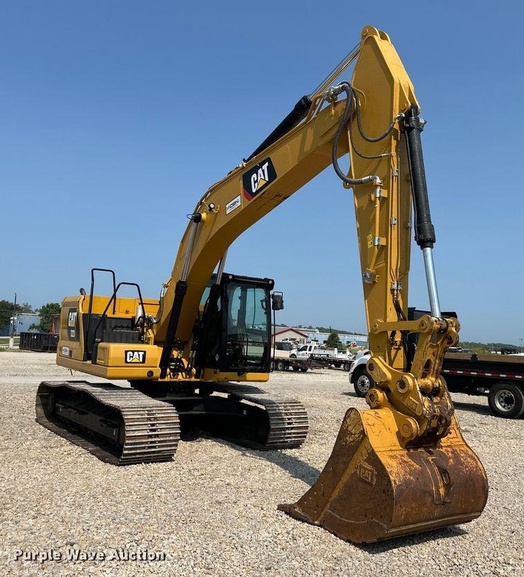 image for item DS4201 2019 Caterpillar  323 excavator