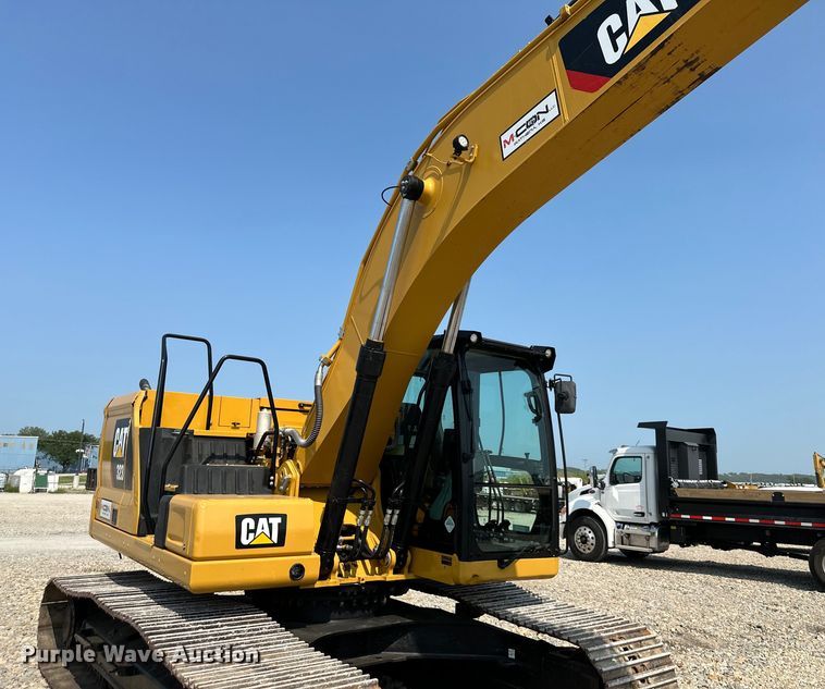 image for item DS4201 2019 Caterpillar  323 excavator