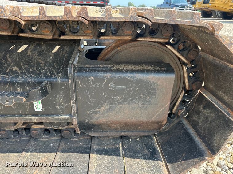 image for item DS4201 2019 Caterpillar  323 excavator