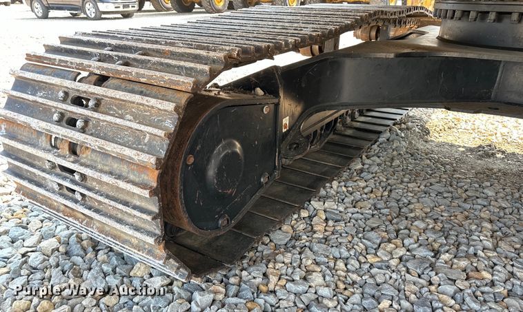 image for item DS4201 2019 Caterpillar  323 excavator