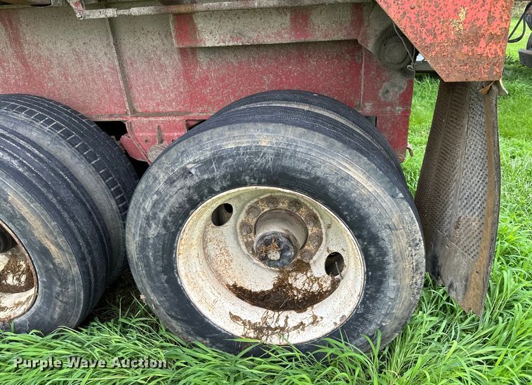image for item DS4206 1986 Fruehauf end dump trailer
