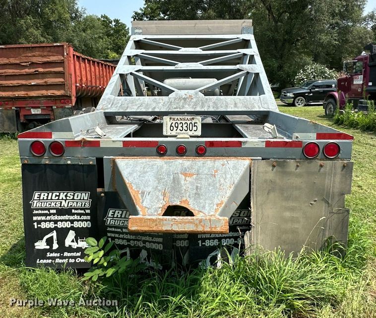 image for item DS4207 2013 Manac  bottom dump trailer