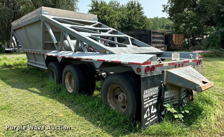 image for item DS4207 2013 Manac  bottom dump trailer
