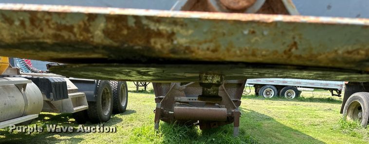 image for item DS4207 2013 Manac  bottom dump trailer