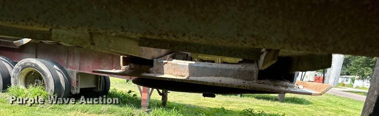 image for item DS4207 2013 Manac  bottom dump trailer