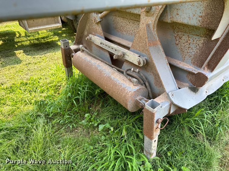 image for item DS4207 2013 Manac  bottom dump trailer