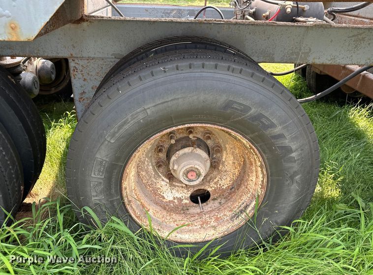 image for item DS4207 2013 Manac  bottom dump trailer