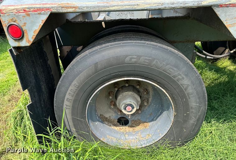 image for item DS4207 2013 Manac  bottom dump trailer