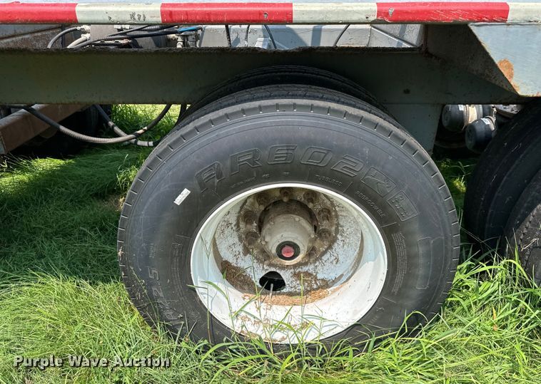 image for item DS4207 2013 Manac  bottom dump trailer