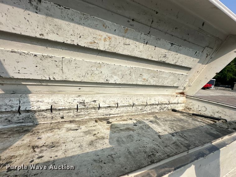 image for item DS4214 2005 Kenworth  T300 utility / service truck