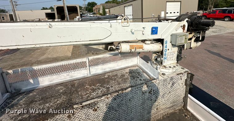 image for item DS4214 2005 Kenworth  T300 utility / service truck